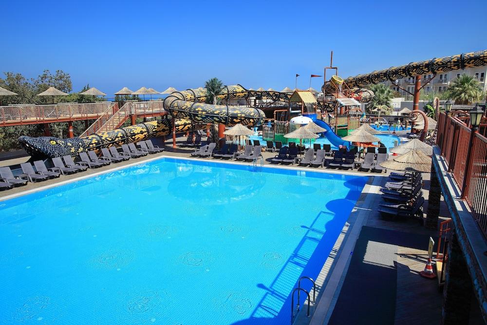 Hotel Cactus Mirage Family Club Yalıkavak Exteriér fotografie